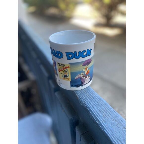 Disney Donald Duck Mug - Picture 3 of 6
